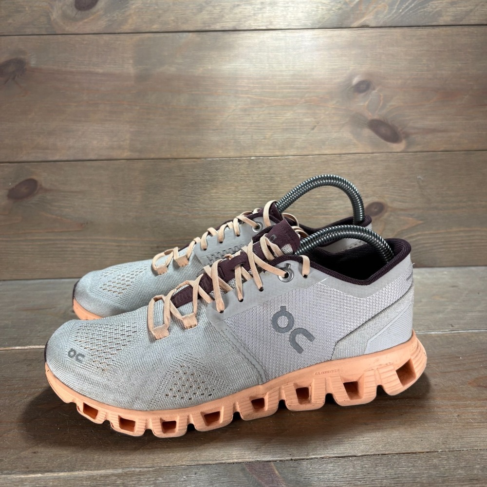 On Cloud X Womens size 7 shoes Gray Mesh Lace Up Knit Running sneakers
